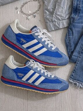 adidas Blue White Retro Runner Sneaker